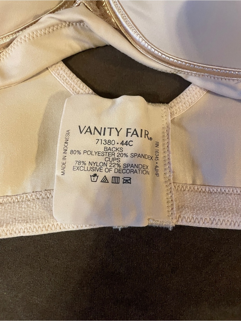 Vanity Fair Cream Smooth Molded T-Shirt Bra with Lace Center size 44C - Picture 2 of 4
